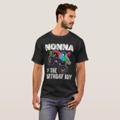 ノナの誕生日ボーイモンスタートラック誕生日F Tシャツ (正面フル)