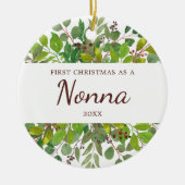 ノナパーソナライズされたとしての緑の初めてのクリスマス セラミックオーナメント (正面)
