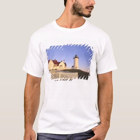 ノブスカ灯台, マサチューセッツ州ウッズホール Tシャツ (正面)