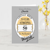 ノベルティ50thマイルストーン誕生日おもしろいBeerLabel カード (黄色い花)