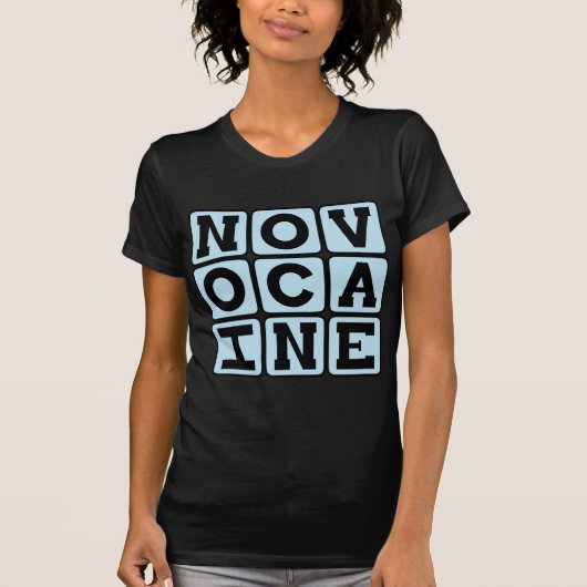 ノボカイン、歯科用麻酔薬 Tシャツ (正面)
