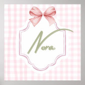 ノラちゃんの個性が光るベビーガール用ナーサリー ボウ&ギンガム ポスター (正面)