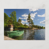 ノルウェーのはがきのフィヨルドの緑のボート ポストカード (正面)