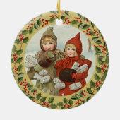 ノルウェーのクリスマスカードのヴィンテージシーン 2人の女の子 セラミックオーナメント (裏面)