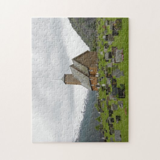 ノルウェーのジグソーパズルの墓地が付いている横木教会 ジグソーパズル (縦)