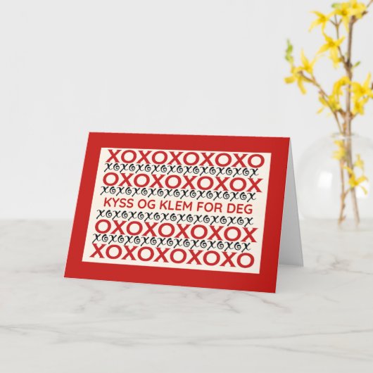 ノルウェーのハートフェルトのハグとキス カード (黄色い花)