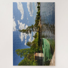 ノルウェーのフィヨルドの景色の緑のボート ジグソーパズル