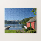 ノルウェーのフィヨルドの眺めおよびボートハウス ジグソーパズル (横)