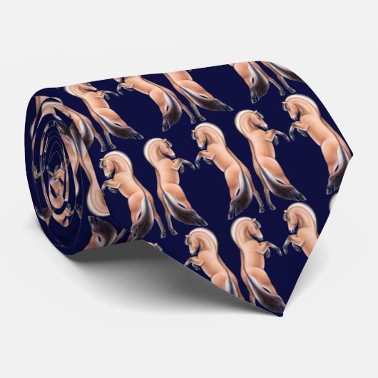 ノルウェーのフィヨルドの馬のタイの青の養育 ネクタイ (ロール)