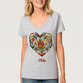 ノルウェーのローズマリングフォークアートハート「愛」 Tシャツ