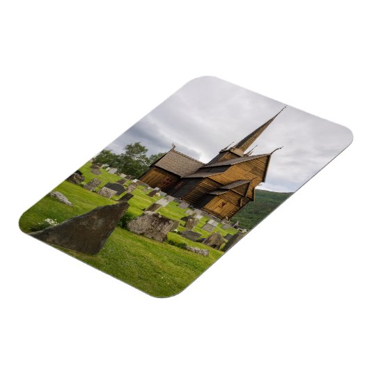 ノルウェーの墓地を持つ教会を建てる マグネット (左側)