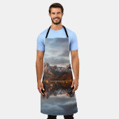 ノルウェーの山々の風景の写真 エプロン (着用した状態)