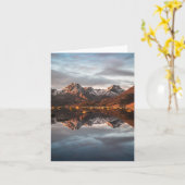ノルウェーの山々の風景の写真 カード (黄色い花)