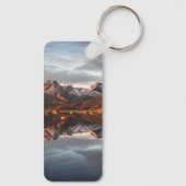 ノルウェーの山々の風景の写真 キーホルダー (裏面)