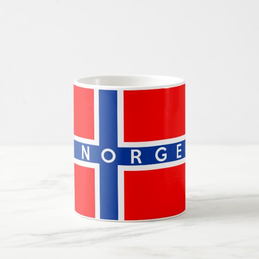 ノルウェーの旗の国のnorgeの文字の名前 コーヒーマグカップ (中央)