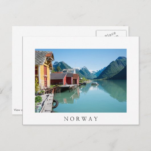 ノルウェーの村とフィヨルドの白い文字はがき ポストカード (正面/裏面)