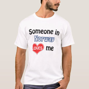 ノルウェーの誰かが私を愛している Tシャツ