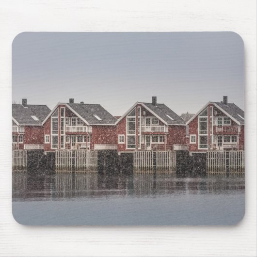 ノルウェーの赤い客室 マウスパッド (正面)