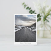 ノルウェーの道路風景写真 ポストカード (スタンド正面)