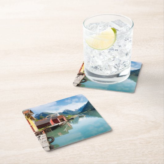 ノルウェーのFjaerlandsfjordのフィヨルドの景色 スクエアペーパーコースター (インサイチュ)