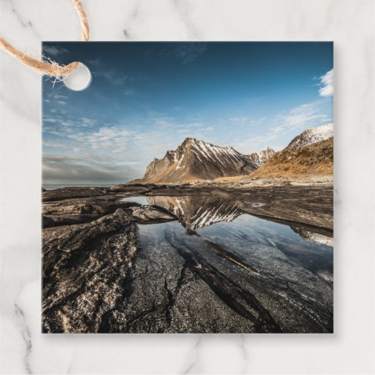 ノルウェーロフォテン諸島山 フェイバータグ (正面)