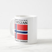 ノルウェー人でラッキーなマグカップ コーヒーマグカップ (正面左)