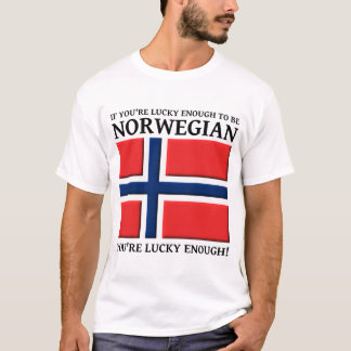 ノルウェー人でラッキーなTシャツ Tシャツ