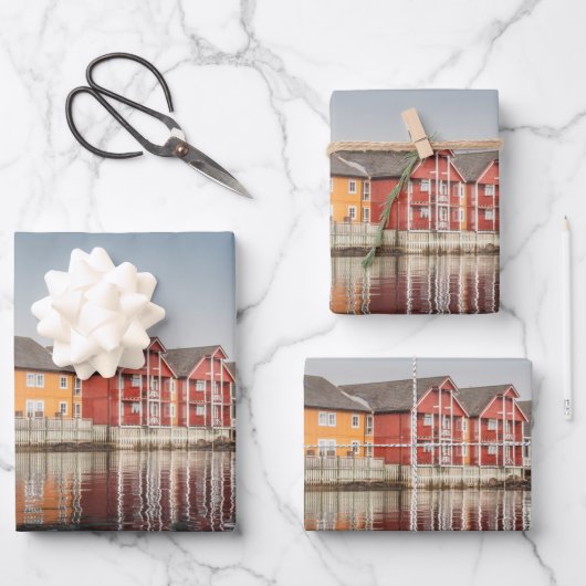 ノルウェー絵を描ハウス ラッピングペーパーシート (正面)