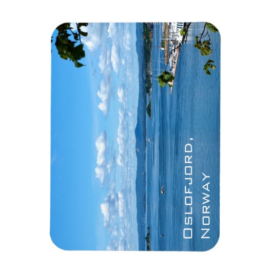 ノルウェー、オスロからのオスロフィヨルドの夏の眺め マグネット (縦)