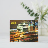 ノルウェー、オスロの夜の都市景観 ポストカード (スタンド正面)