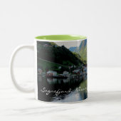 ノルウェー,ゴージャスなフィヨルド ツートーンマグカップ (左)