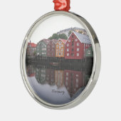 ノルウェー メタルオーナメント (左)