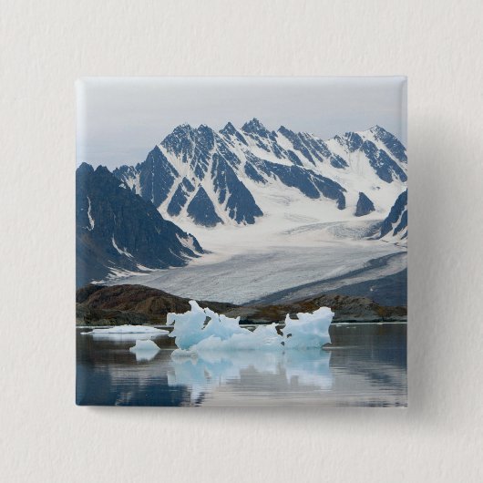 ノルウェー、氷河の後退と氷山 缶バッジ (正面)
