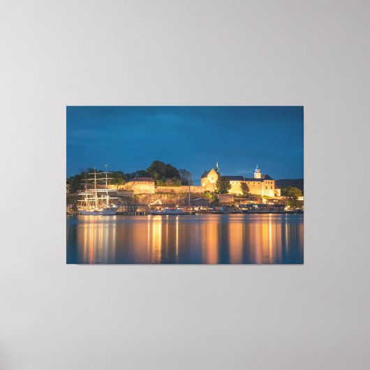 ノルウェーOslo Akershus要塞 キャンバスプリント (正面)