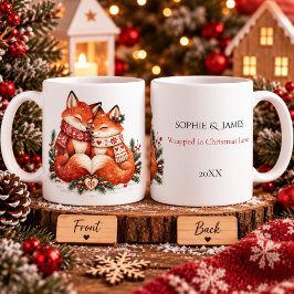 ノルディックなスカンジナビアのクリスマスの狐のカップル コーヒーマグカップ