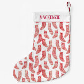 ノルディックレッド&ホワイト名前をカスタムするクリスマスストッキング スモールクリスマスストッキング (裏面)