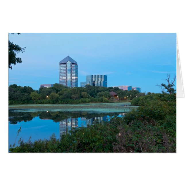 ノルマンデールレイクアンド建物 (正面横)