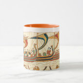 ノルマン人が付いている飲み物 マグカップ (中央)