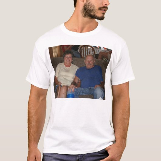 ノルマン人及びルーシーのTシャツ Tシャツ (正面)