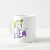 ノンバイナリーカラーのThey Them コーヒーマグカップ (正面左)