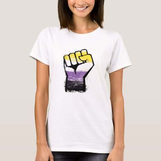 ノンバイナリー プライド 抗議 フィスト Tシャツ (正面)
