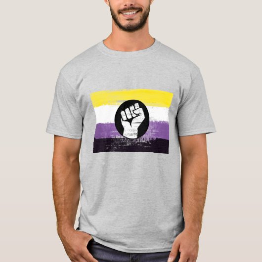 ノンバイナリー ペインテッド 抗議旗 Tシャツ (正面)