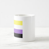 ノンバイナリー Pride フラッグ コーヒーマグカップ (中央)