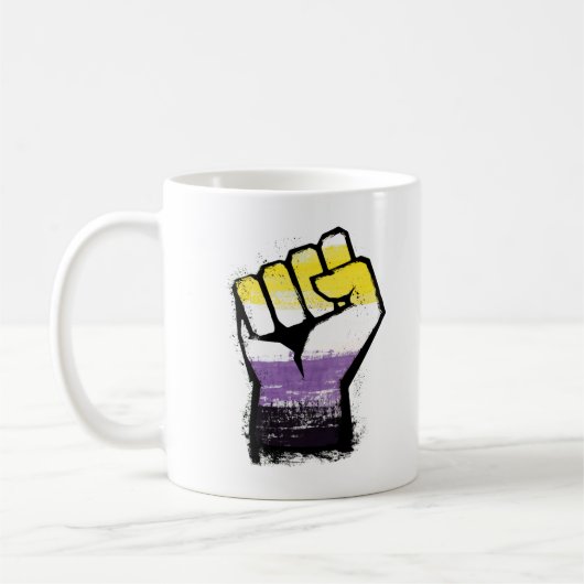ノンバイナリー Pride 抗議のこぶし コーヒーマグカップ (左)