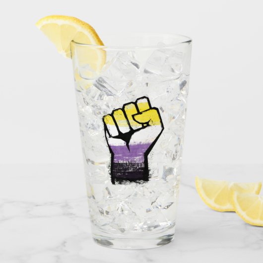 ノンバイナリー Pride 抗議のこぶし タンブラーグラス (アイス正面)
