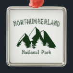 ノーサンバーランド国立公園 メタルオーナメント<br><div class="desc">ノーサンバーランド国立公園はイギリスで最も北の国立公園である。ハドリアンの城壁の北から南に向かって1050平方キロ以上の縁ど面積をカバーしている。</div>