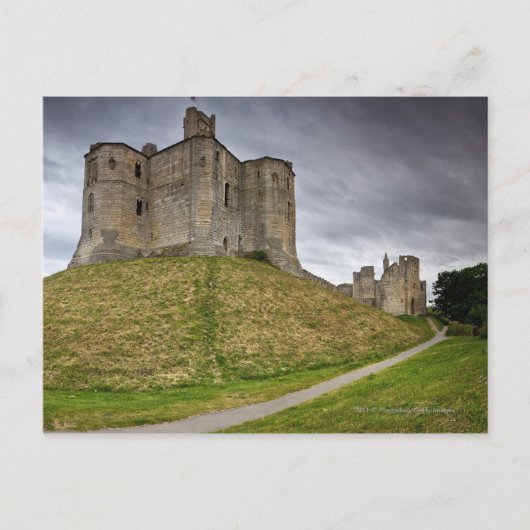 ノーサンバーランド、イギリスのWarkworthの城 ポストカード (正面)