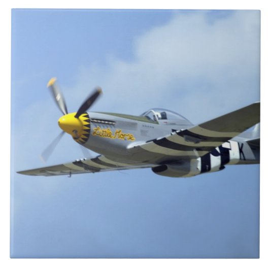 ノースアメリカンP-51D マスタング リトルホース タイル (正面)