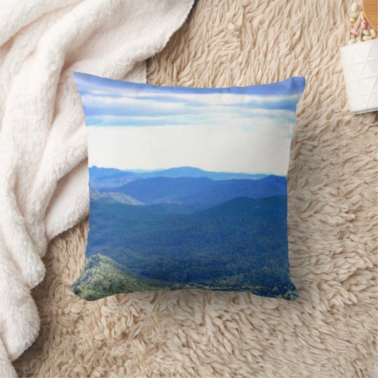 ノースカロライナブルーリッジ山脈の枕 クッション (ブランケット)
