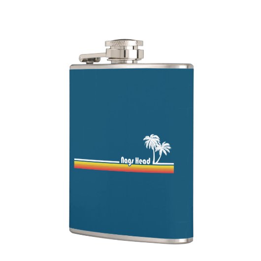 ノースカロライナ州のナグス フラスク (左)